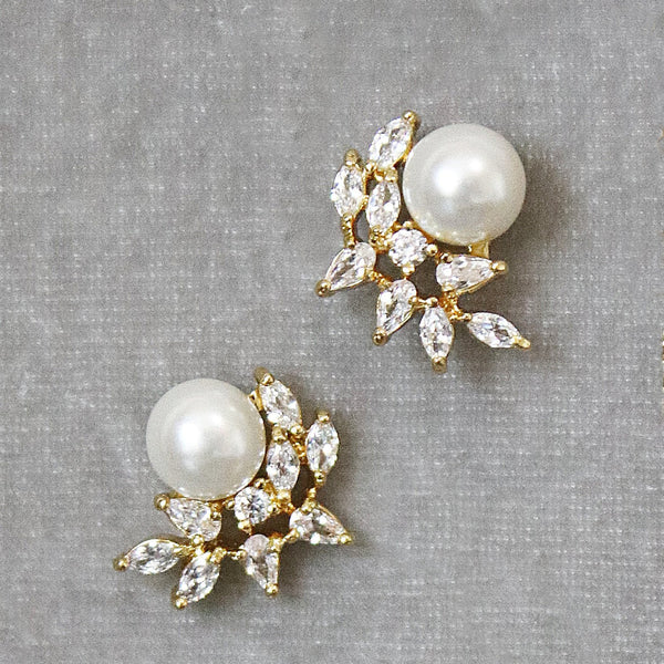 Alexis Bittar 14K Gold-Plated Brass Pebble Cake Pearl Cluster Earrings |  Neiman Marcus